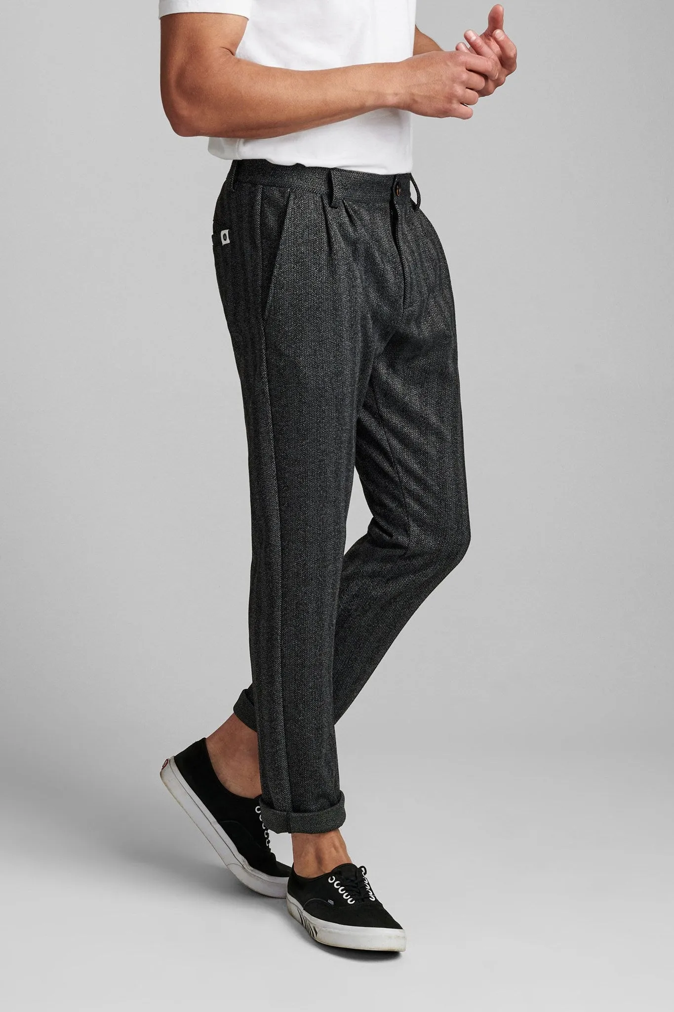 AKDOLMO PLEATS PANTS - Dark grey mel