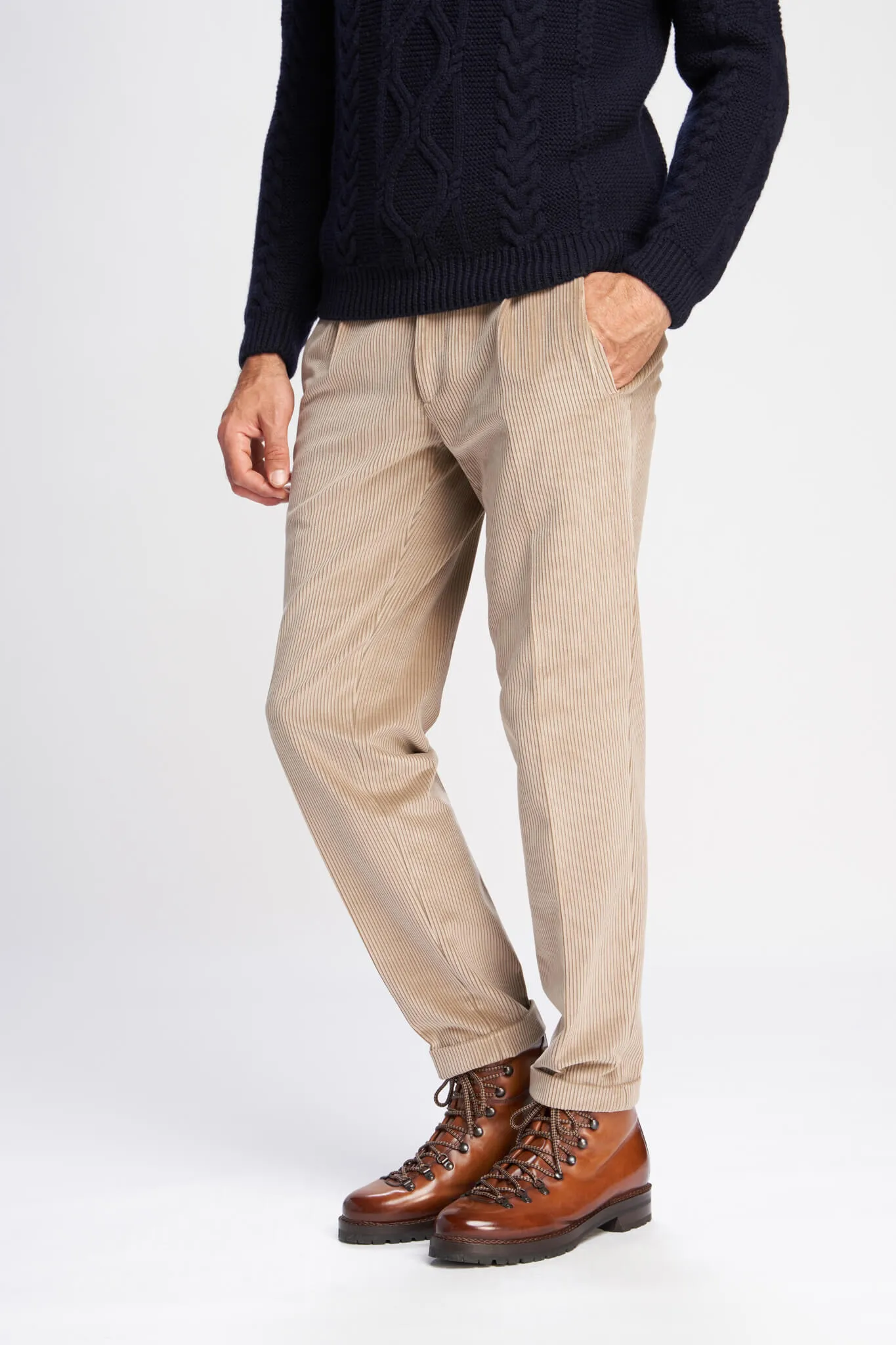 Alain Pleated Chino stretch corduroy