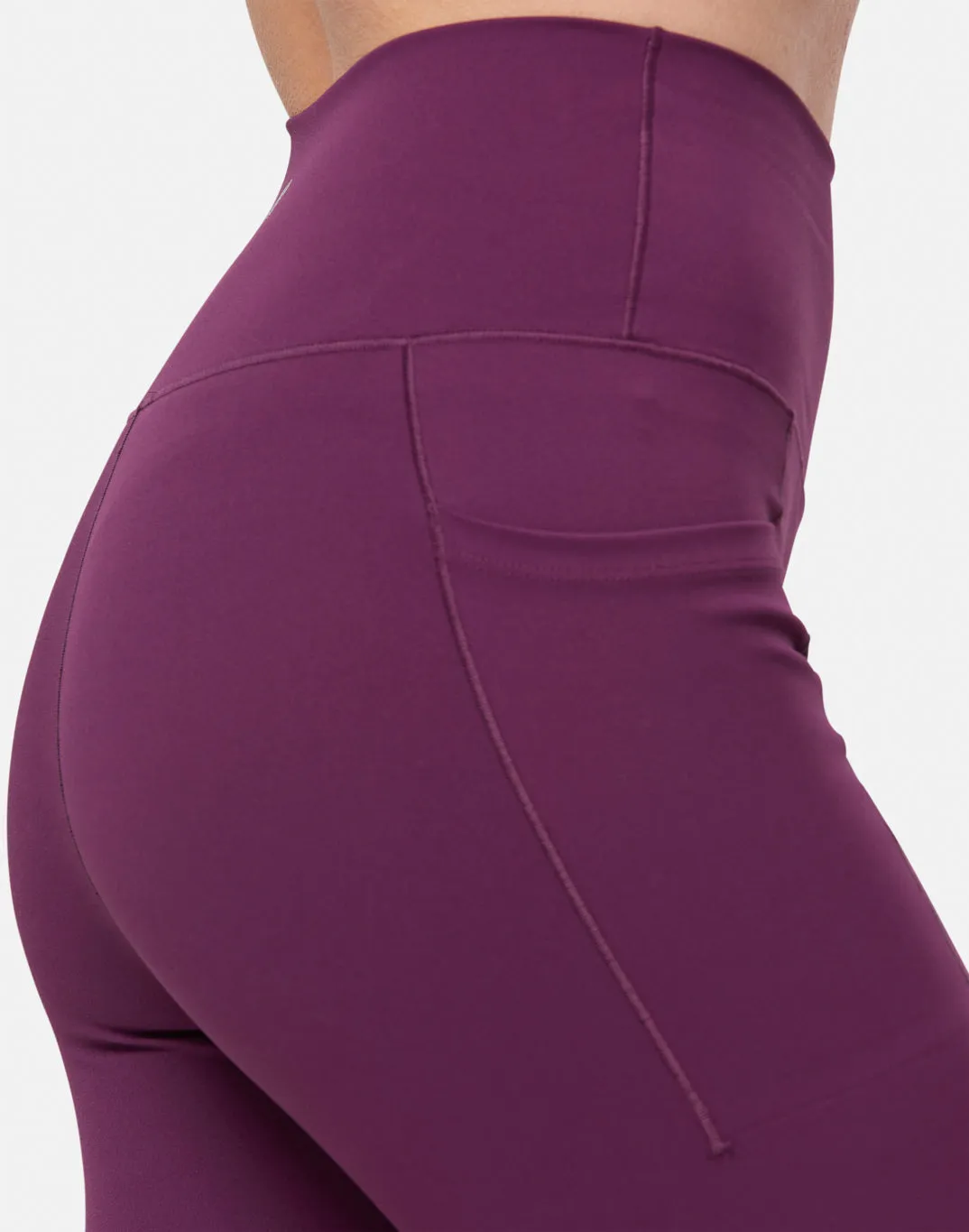 Aurora 7/8 Pocket Legging in Sangria