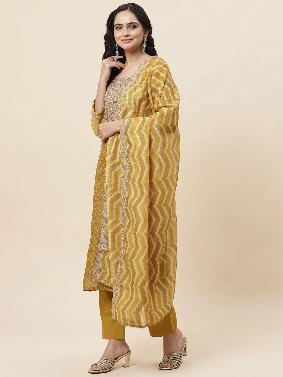 Bandhani Printed Chanderi Kurta With Pants & Dupatta