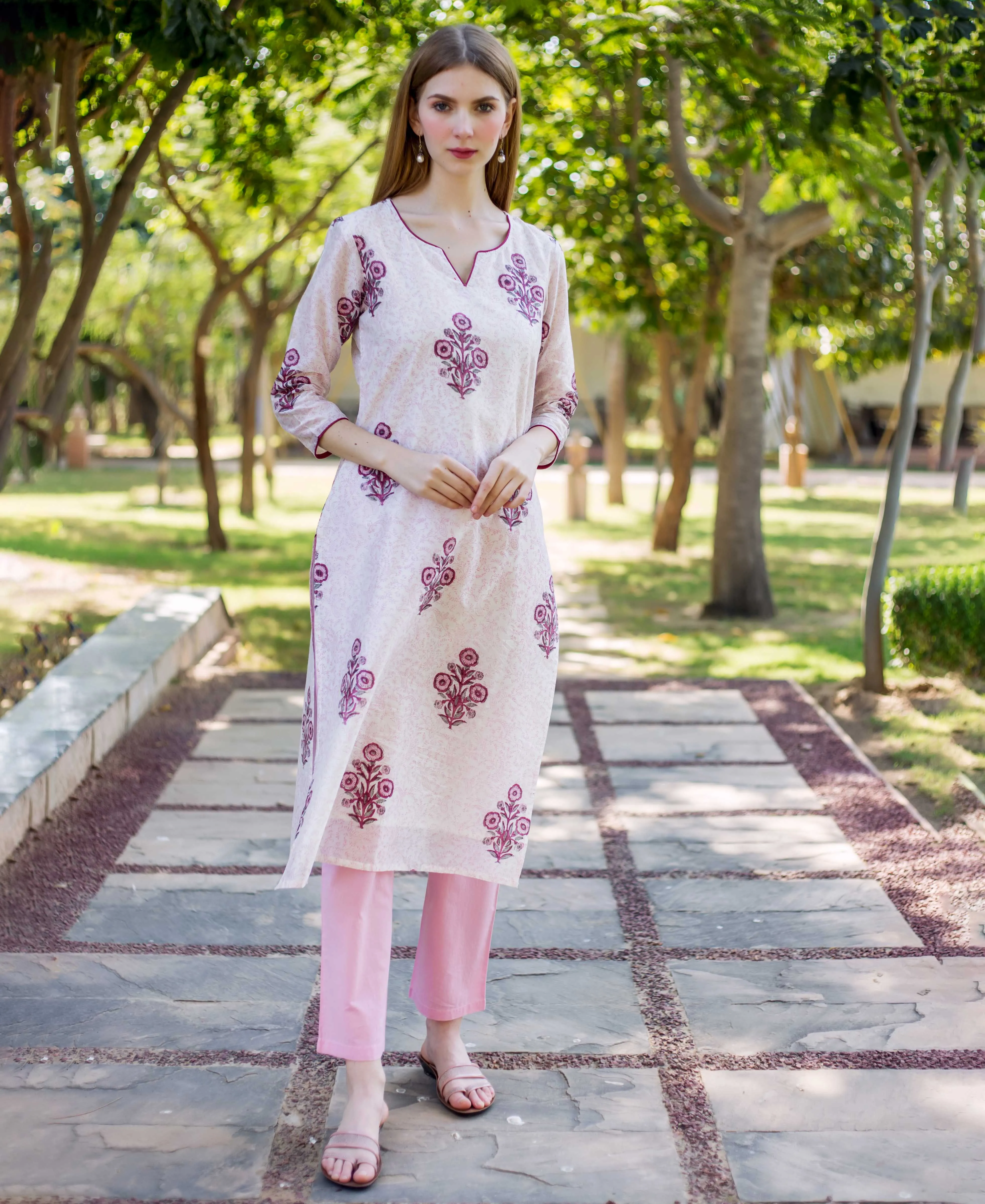 Dua White & Pink Block Printed Kurta