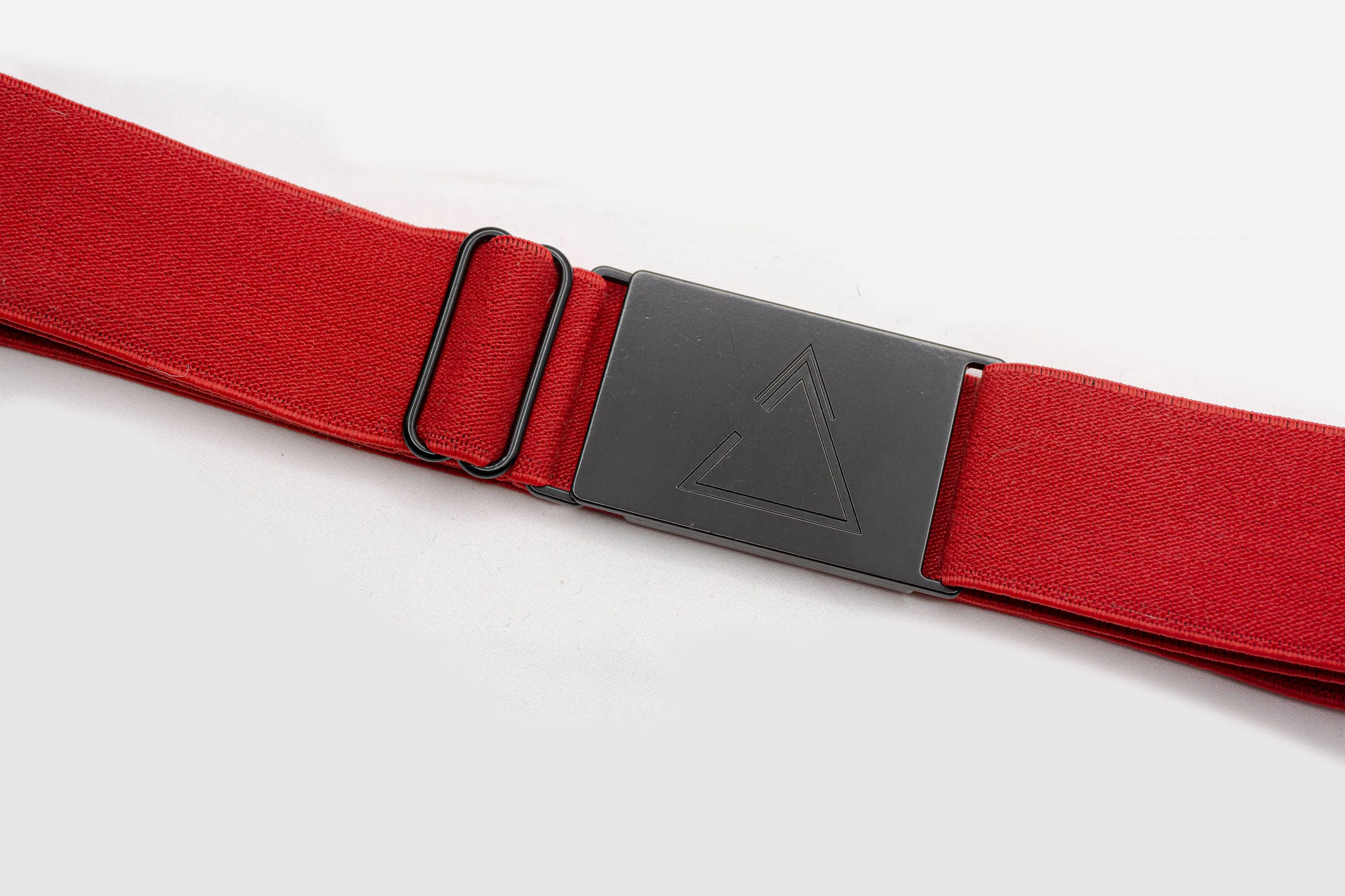 ELLANY RED - 1.5" BLACK MAGNETIC FLAT CLAST ELASTIC BELT