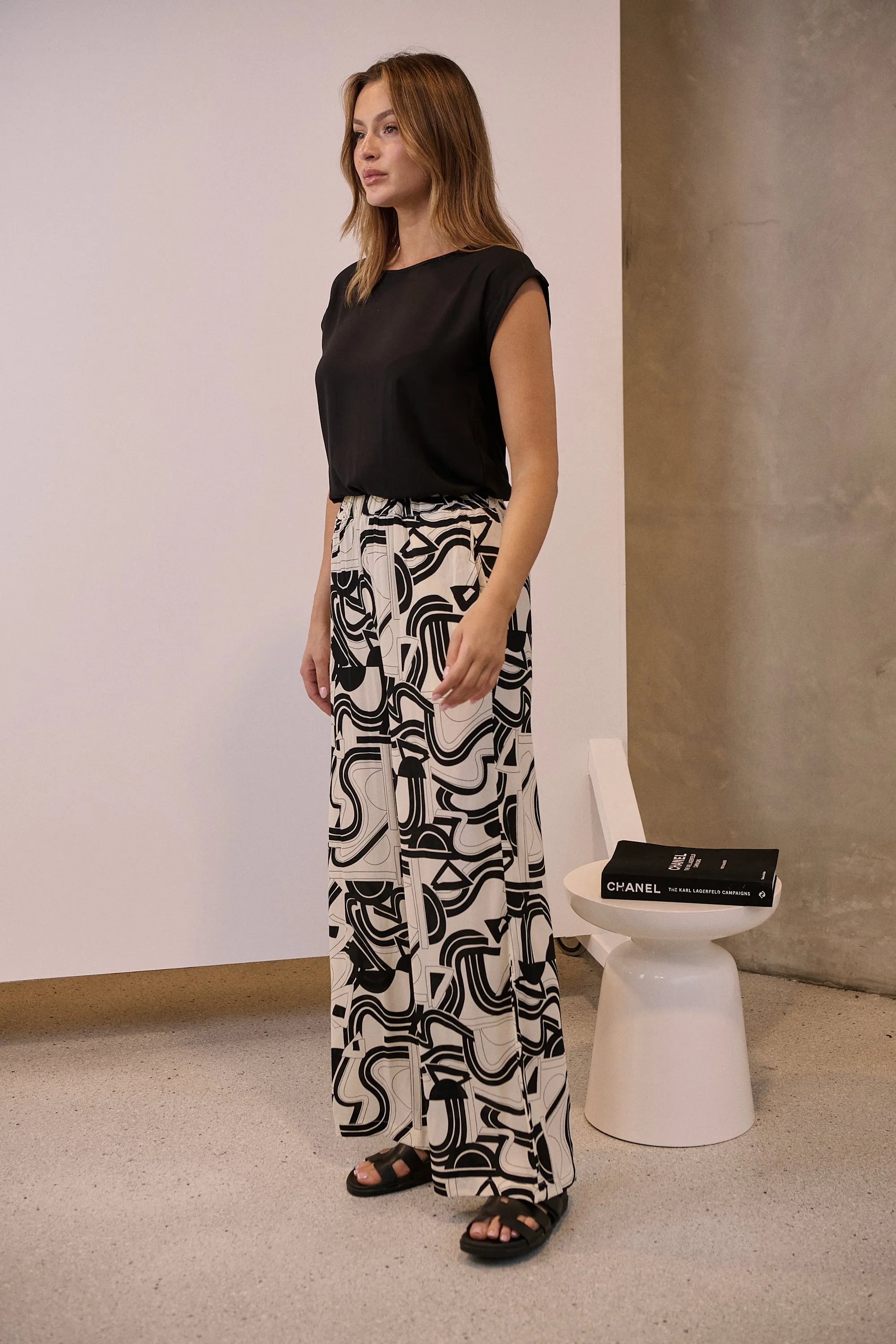 Jazzlyn Black/White Print Wide Leg Pant