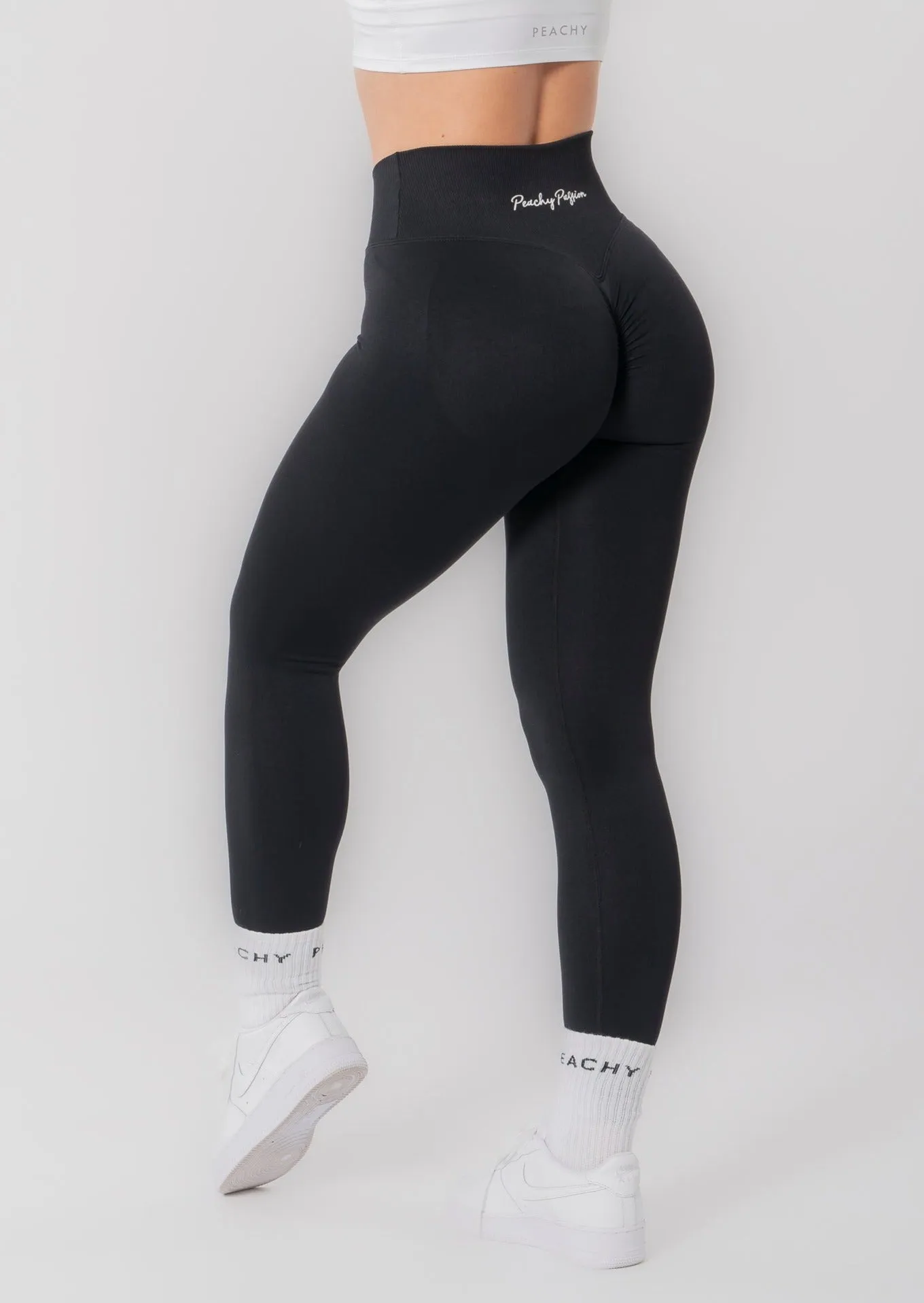 [VORBESTELLUNG] V-Waist Scrunch Leggings