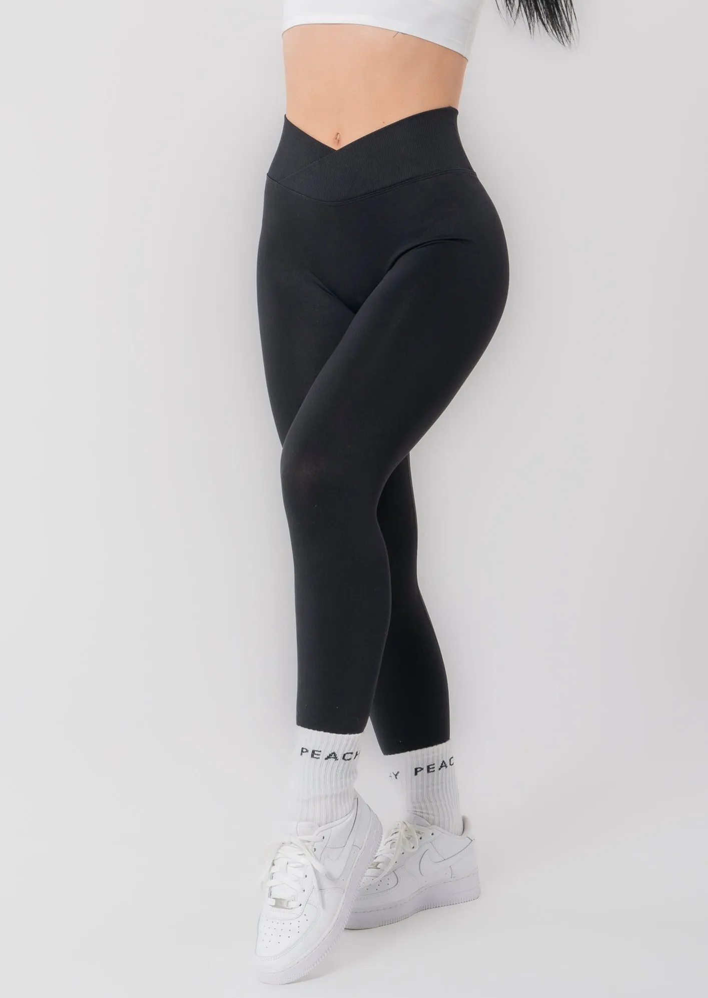 [VORBESTELLUNG] V-Waist Scrunch Leggings